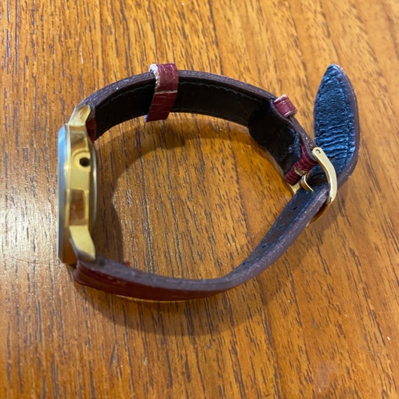 Vintage Woman's Pierre Nicol Watch - Picture 8 of 8